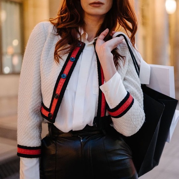 CHANEL runway cream tweed JACKET - Picture 14 of 15